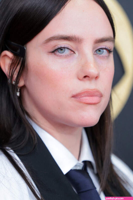 Billie Eilish Fake billeeilish billieeilish Nude OnlyFans