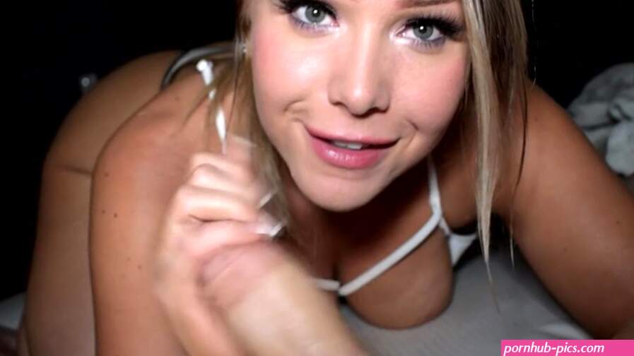 Giving you a blowjob before bed! Facial Ending
