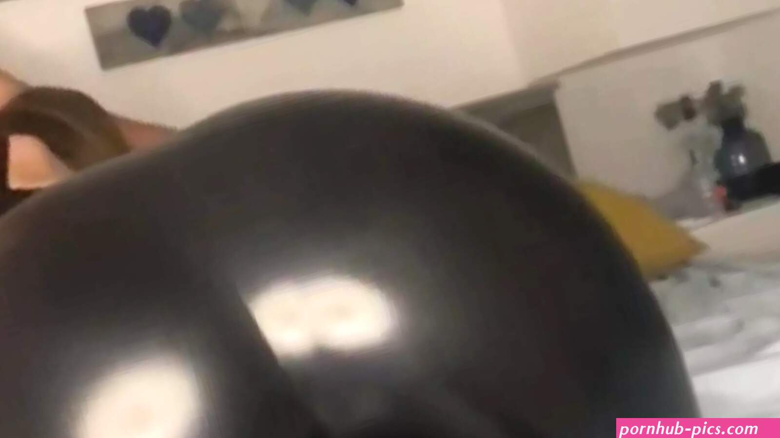 Schoolgirl Blowjob in Latex Leggings: Tits Porn feat. HotwifeAmy