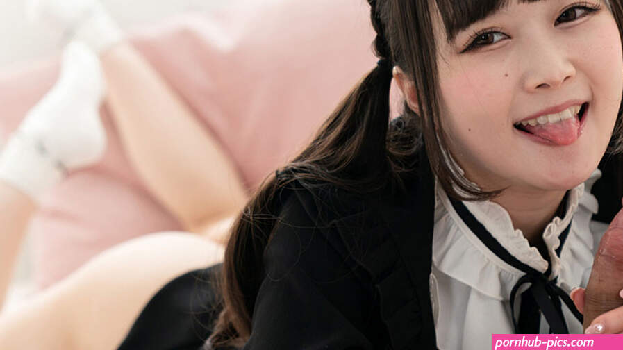 Sexy Japanese Blowjob Master Teen Ria Kurumi In Action