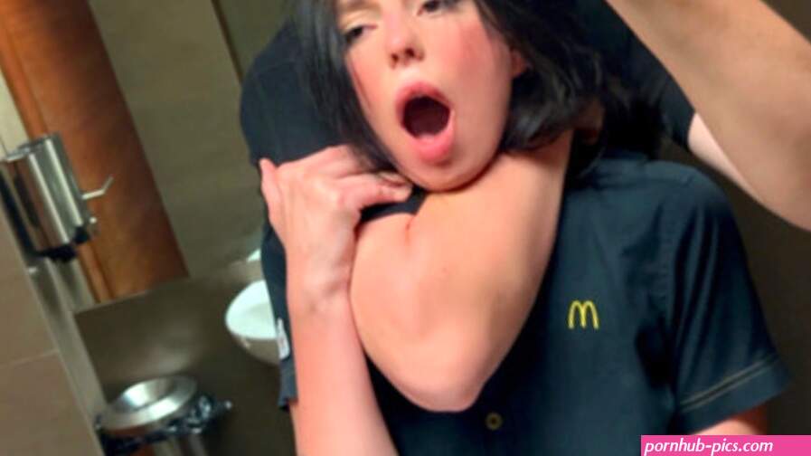 Risky public sex in the toilet. Fucked a McDonalds worker because of spilled soda!
