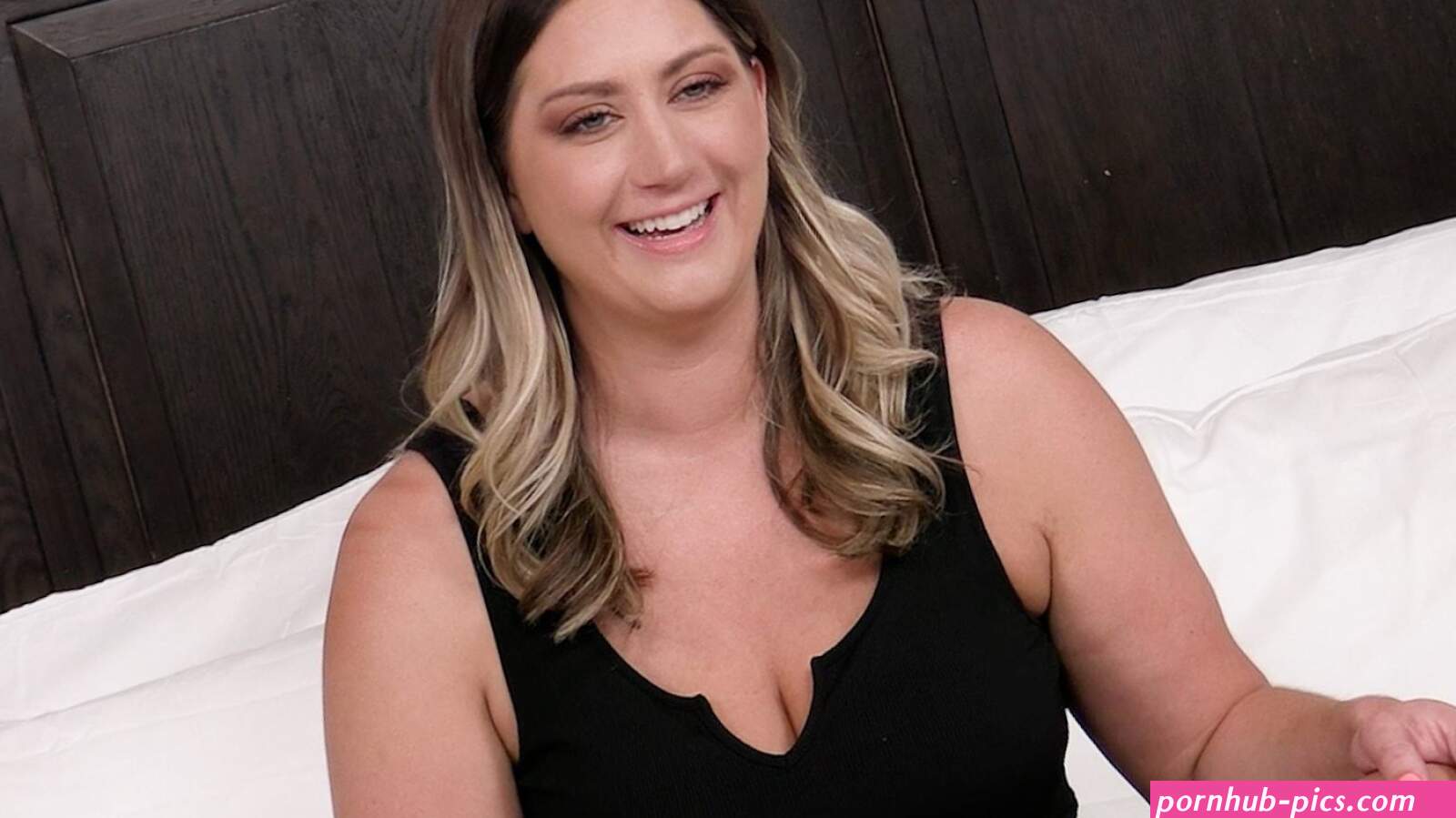Britney Mae Sunday Fun Day Hot Milfs Fuck