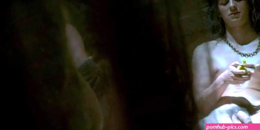OMG theyre naked: House of the Dragon extras go full-frontal during controversial orgy scene