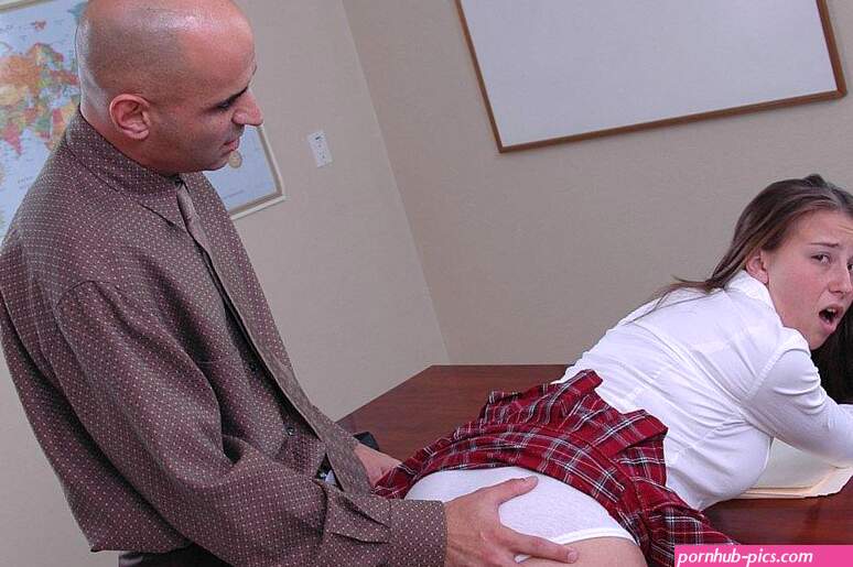 Innocent High Kelly Kline Blowjob
