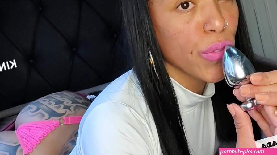 JOI. !
