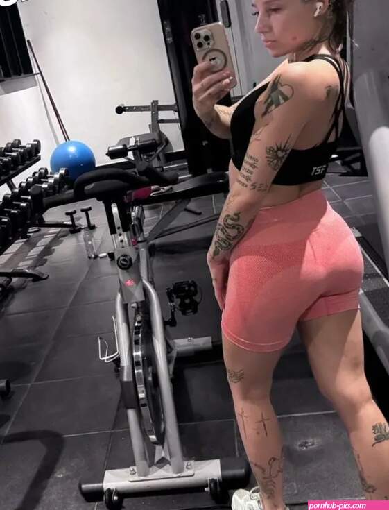 Young Leosia Nude OnlyFans Leak Picture w9leOrNpFl