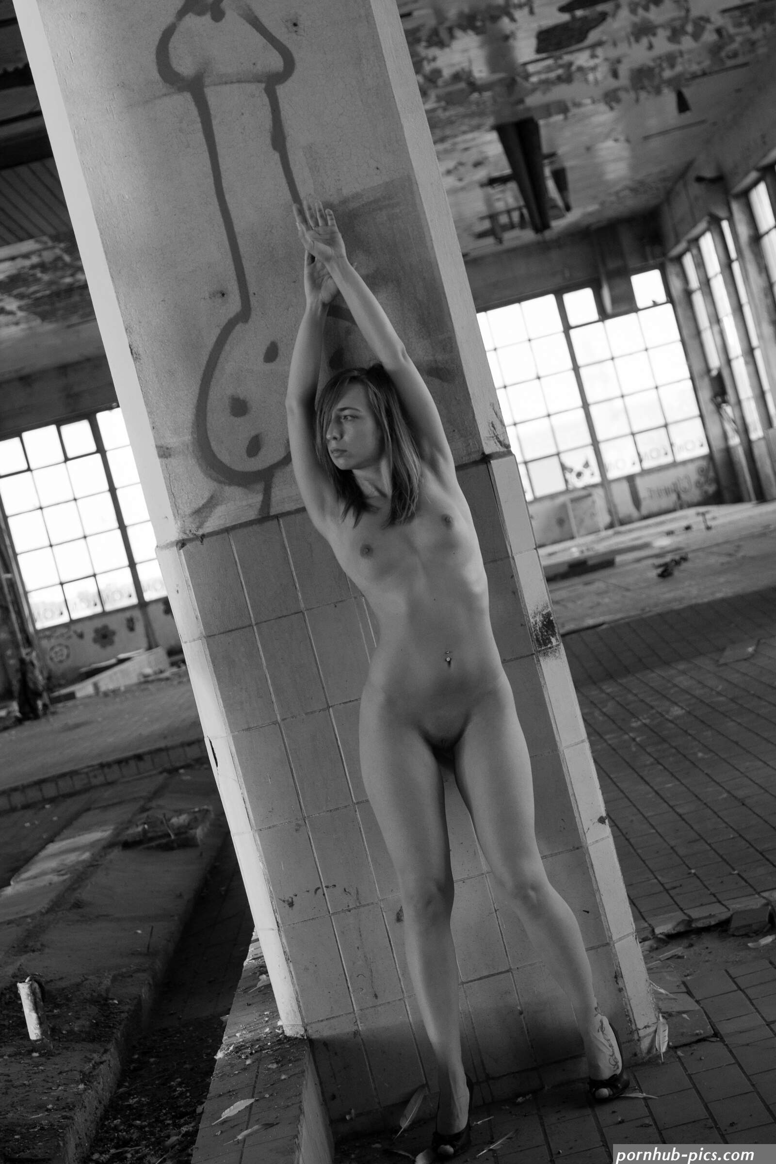Free Images : nude naked shoot sexy babe erotic urban exploration graffiti photograph black and white standing snapshot monochrome photography architecture leg headgear stock photography art model sculpture personal protective...