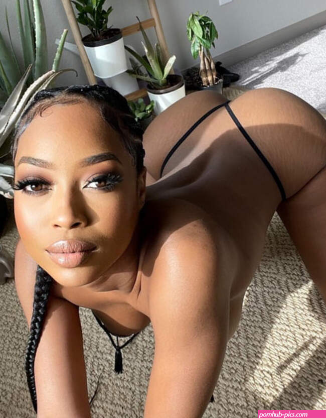 Nina Galy Nude Leaked