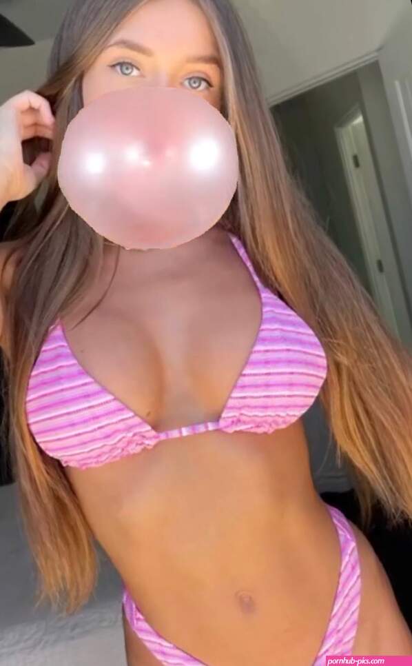 Skylar Mae Pink bikini bubbles by Standingshark on DeviantArt