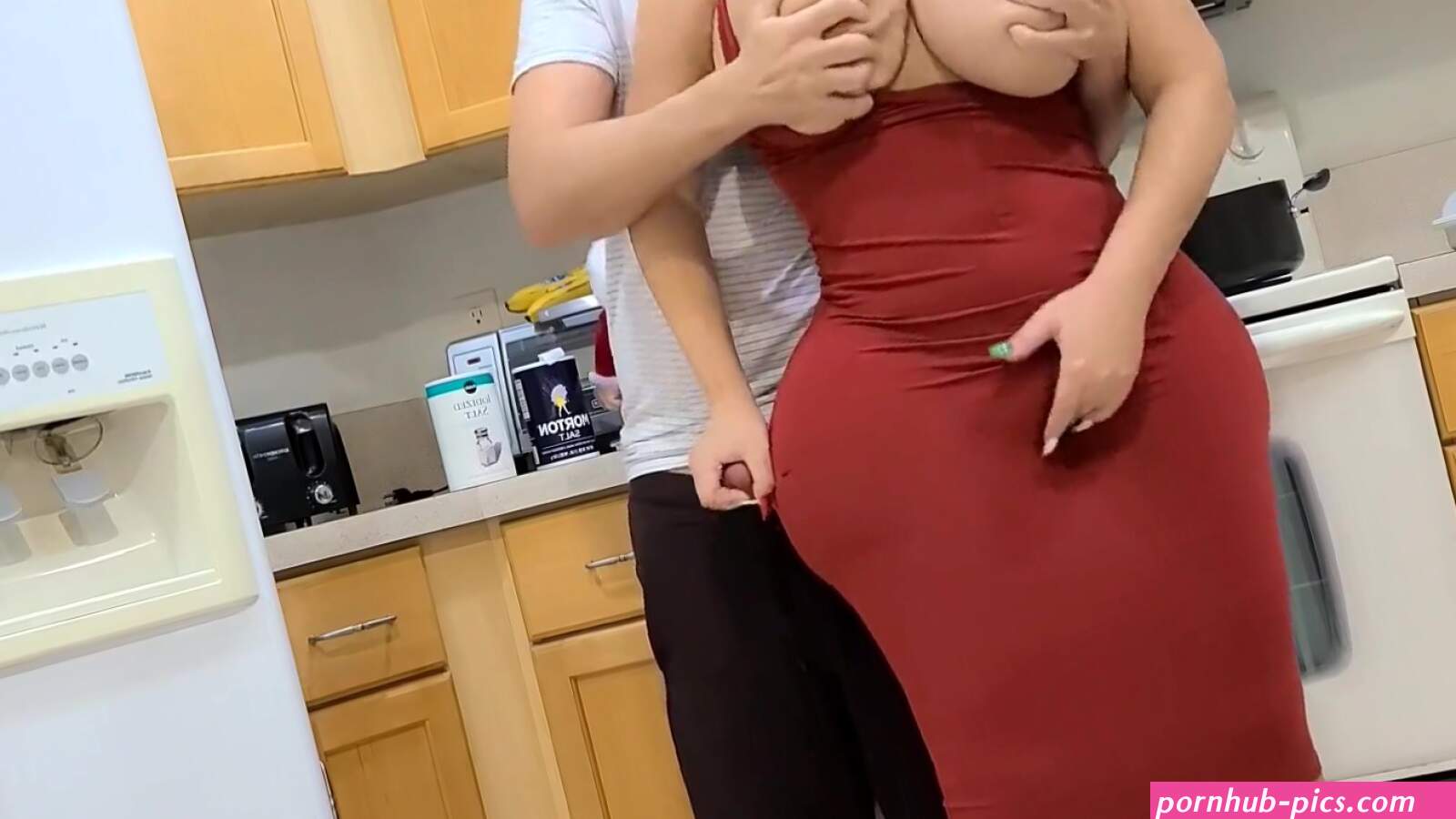 Fat Big Tits Stepmom Gets Fucked