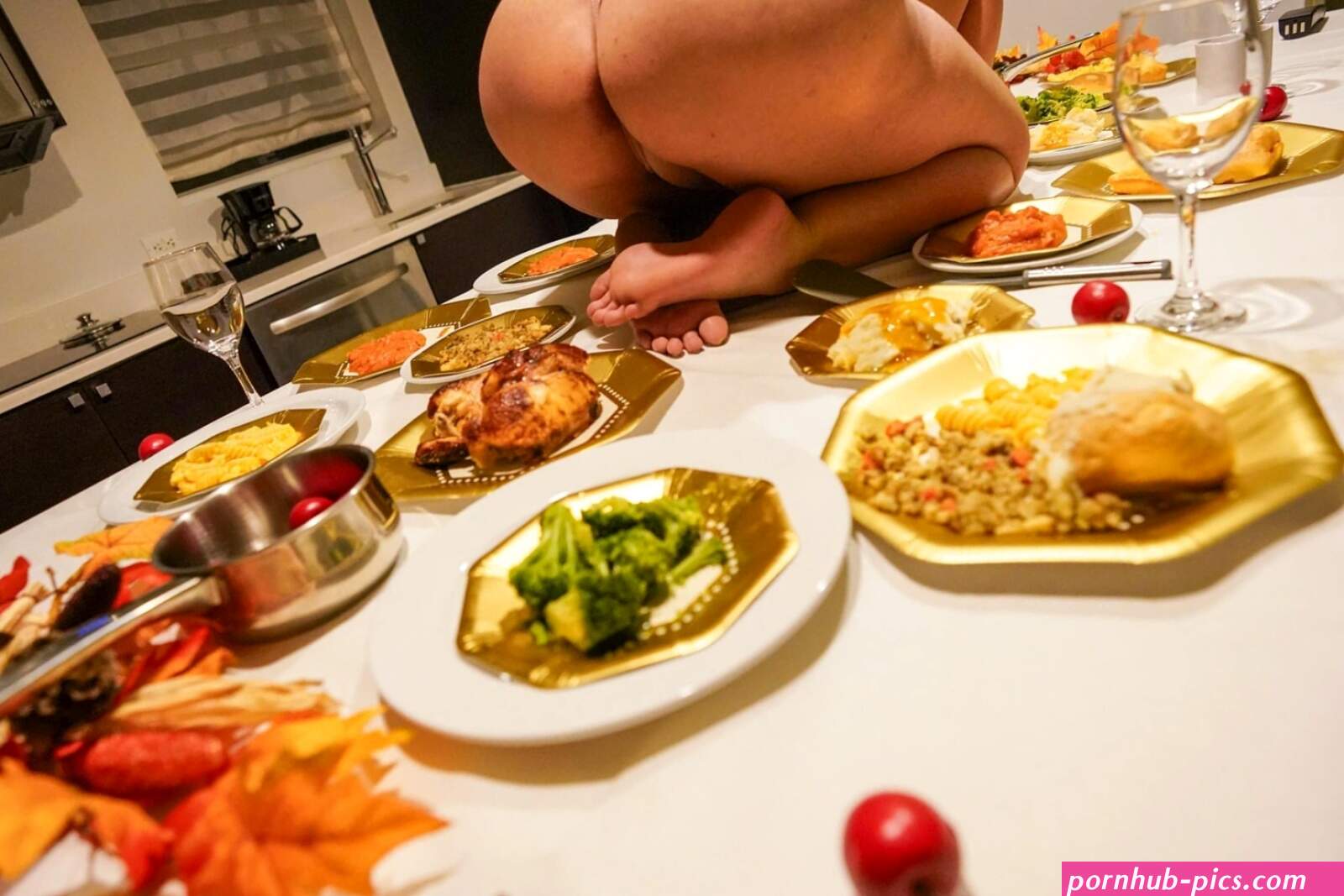 KingBBC Thanksgiving Pussy Stuffing