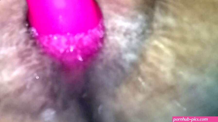 we-vibe nova used on wet pussy