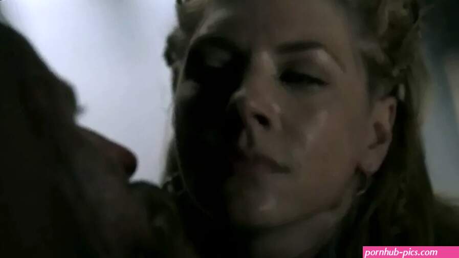Vikings Lagertha Porn Videos