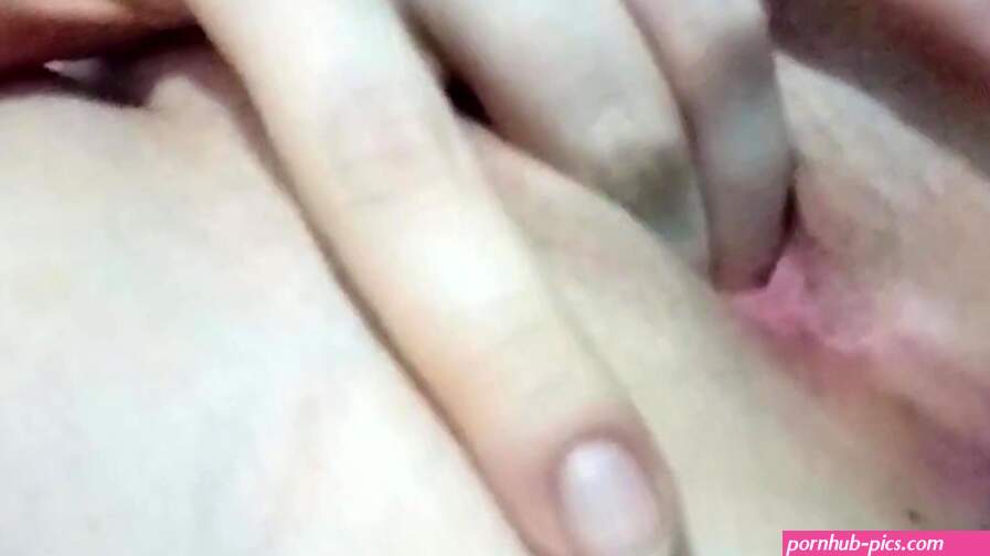 Pinay VERY WET PUSSY MASTURBATING