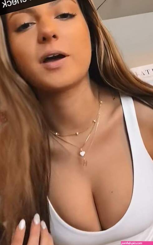 Hannah-montoya Naked 11 Updates