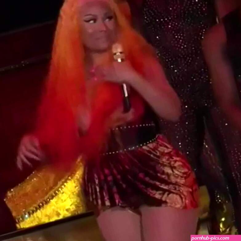 Nicki Minaj double nip slip animated