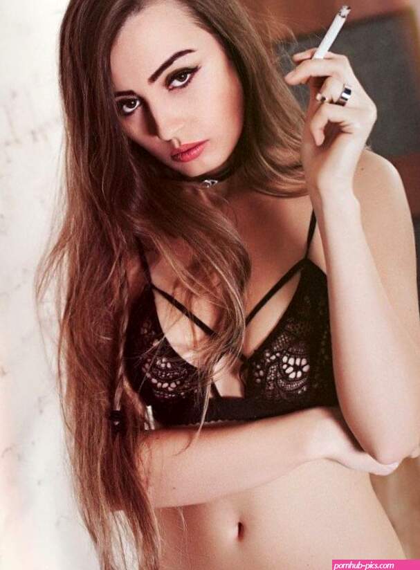 Anna Zapala Nude Photo Collection Leak