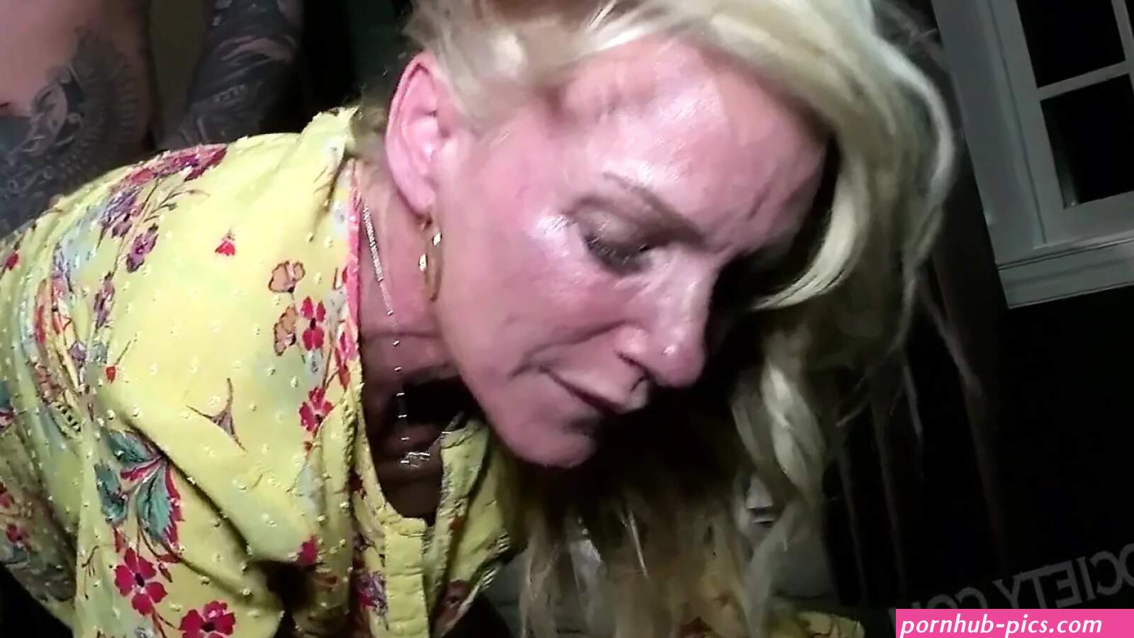 Billy Brandy Receives Amazing Anal Tonguing Like Mother Porn Videos