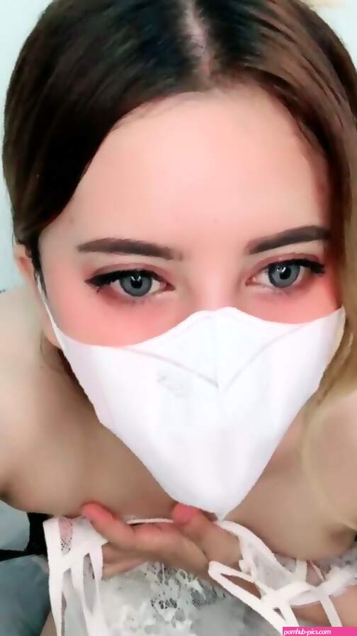 Uting Vanyaaa Cute Binal Lingerie Transparan Hot Abis