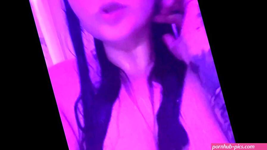 Shower JOI Dildo Blowjob With Seductive Tattooed Beauty