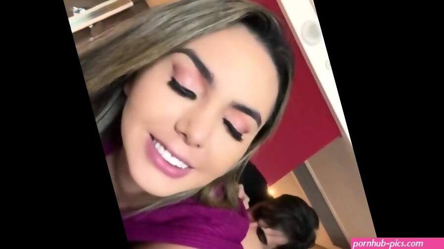 Latina Slut Gets Fucked In The Hotel