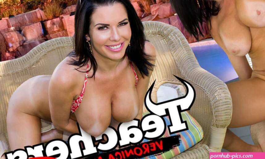 Veronica Avluv VR Porn Videos