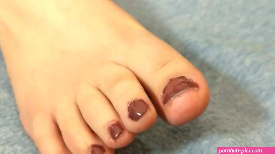 Painting my toenails and chill. With pussy flash.