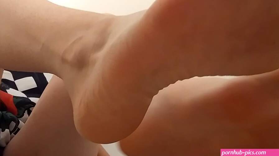 Painting My Toenails Blue and Flashing My Pussy