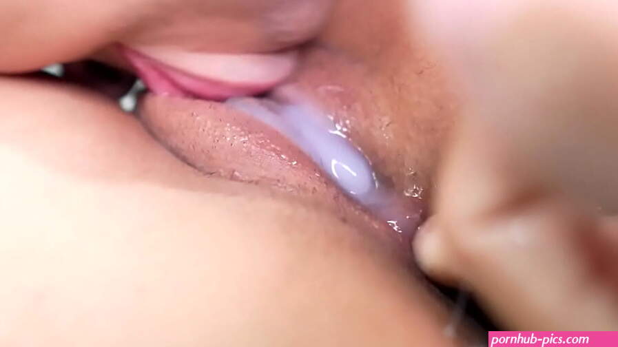 Dual Fingering in Pussy and Ass while Creampie
