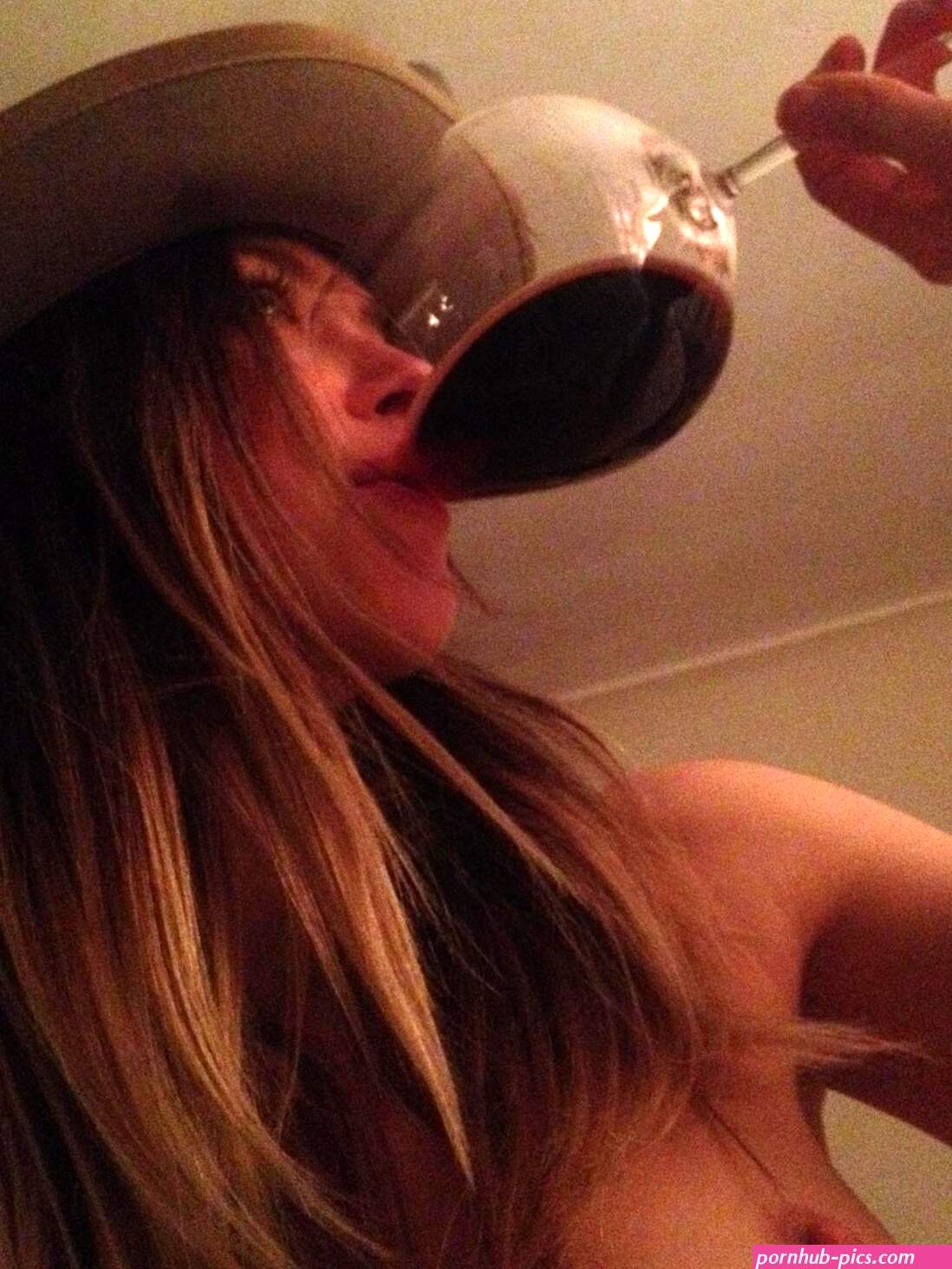 Amber Heards Nudes Take the Stand of the Day