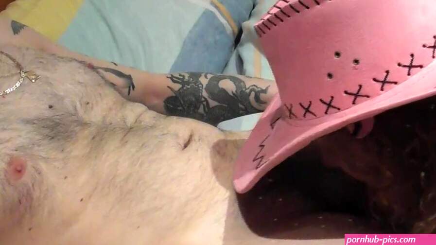 My friend gives me a blowjob with a cowgirl hat