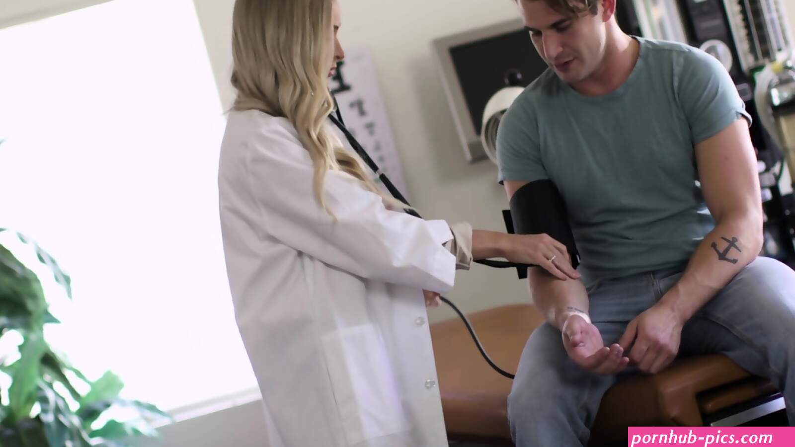 Sloppy Blowjob During Physical Examination By Big Tits Doctor Emma Hix