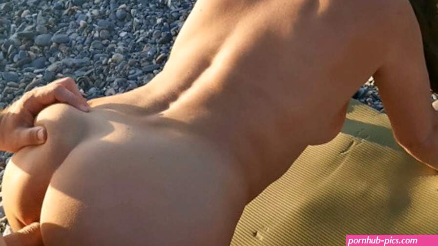Sex with a Hot Milf by Sunset on Public Beach Porn Videos