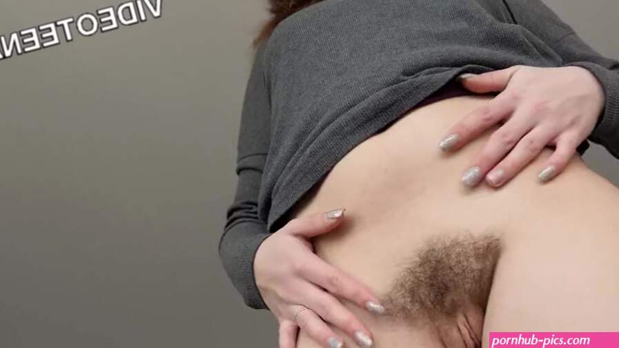 19 years old hairy teen does anal casting