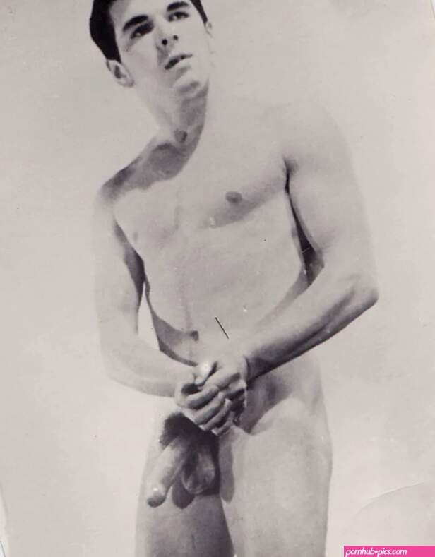 Nude Expecting to be Handcuffed