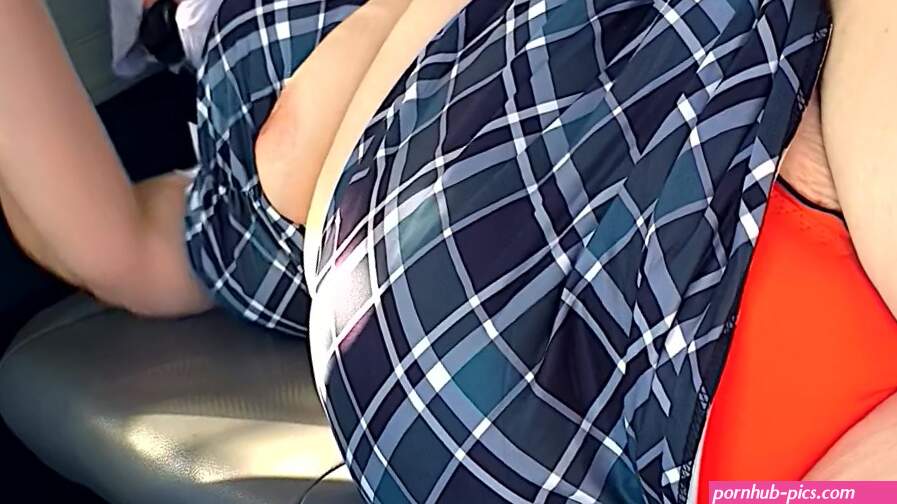 Risky solo female public orgasm