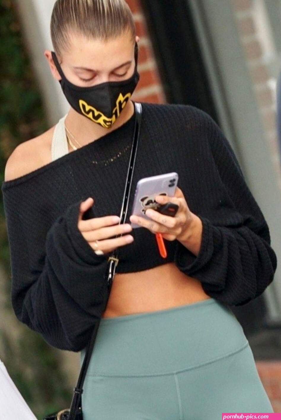 Hailey Bieber