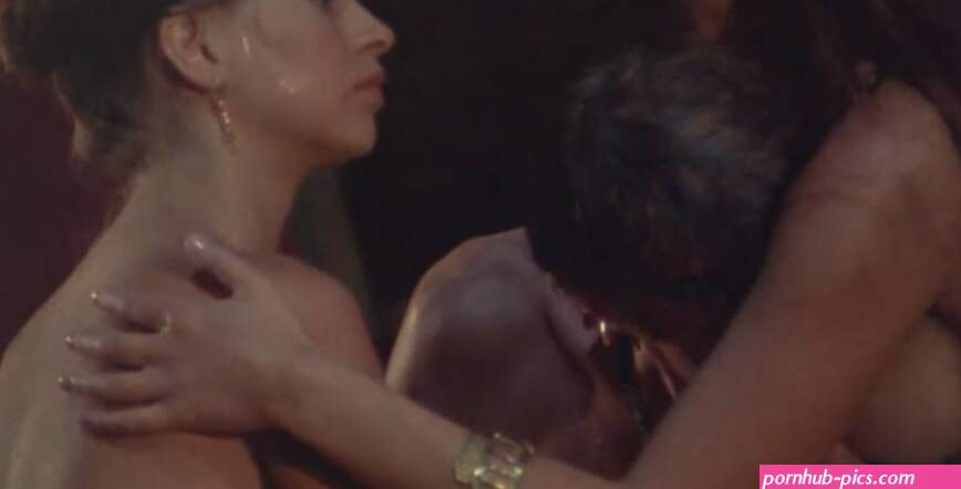 Teresa Ann Savoy Caligula Sexy Nude Scene Celebrity