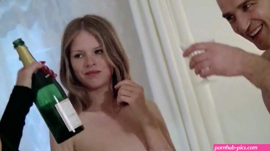 Teresa Ann Savoy Nude 1975: Retro Retro Porn