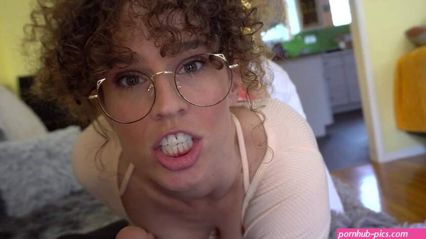New video out now! Irish aunty gives you sloppy deep throat 1080p