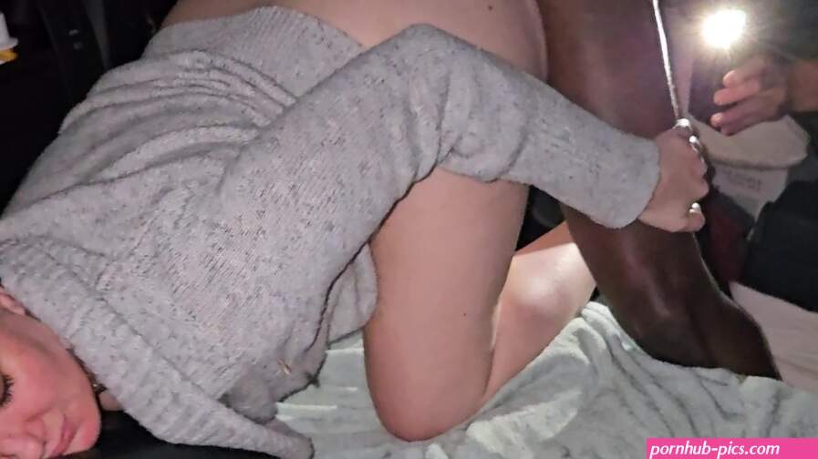 Bbc pound creampie into wife in van while hubby films