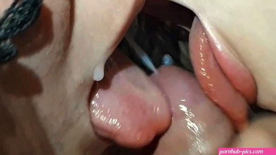 Close up double blowjob and cum in two mouth