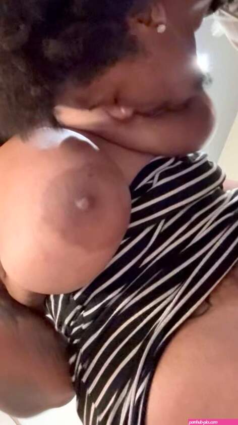 SUZY MARIE MEETSUZYMARIE2 Posts X