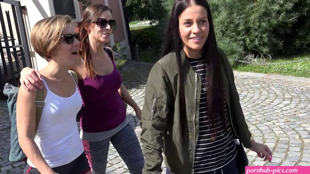 Czech Couples 28: Lesbians fuck in public