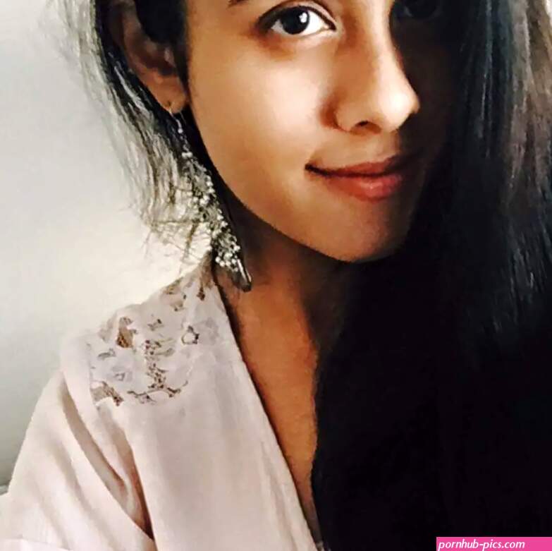 Mithun Chakraborty Daughter Dishani Chakraborty Hot photos