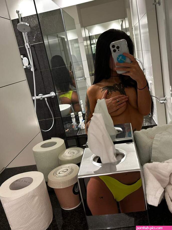 elleydavies elleydavies Posts X