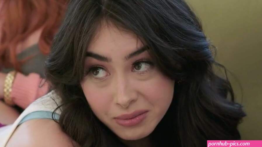 Chloe Surreals Loud Music Earns Spanking Anal Fingering from Stepmom Sophia