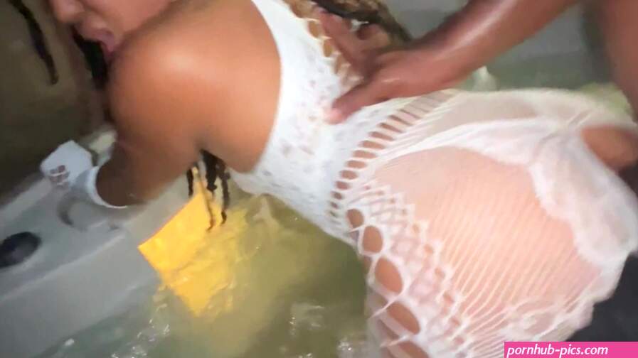 Anal in the hot tub with Fijii Pornbox fucking Jamaica bbc str8rich