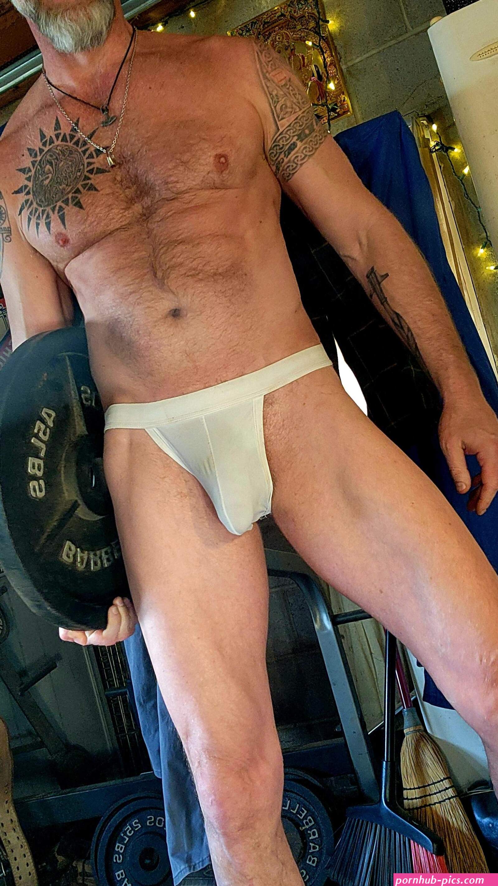 Of course bro I pick things up and put them down so that I can fuck