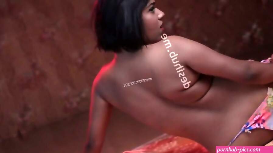Beautiful Insta Model Full Nude Photoshoot Uncut Video Tight Pussy Rubbing Super Hot Face Expressions